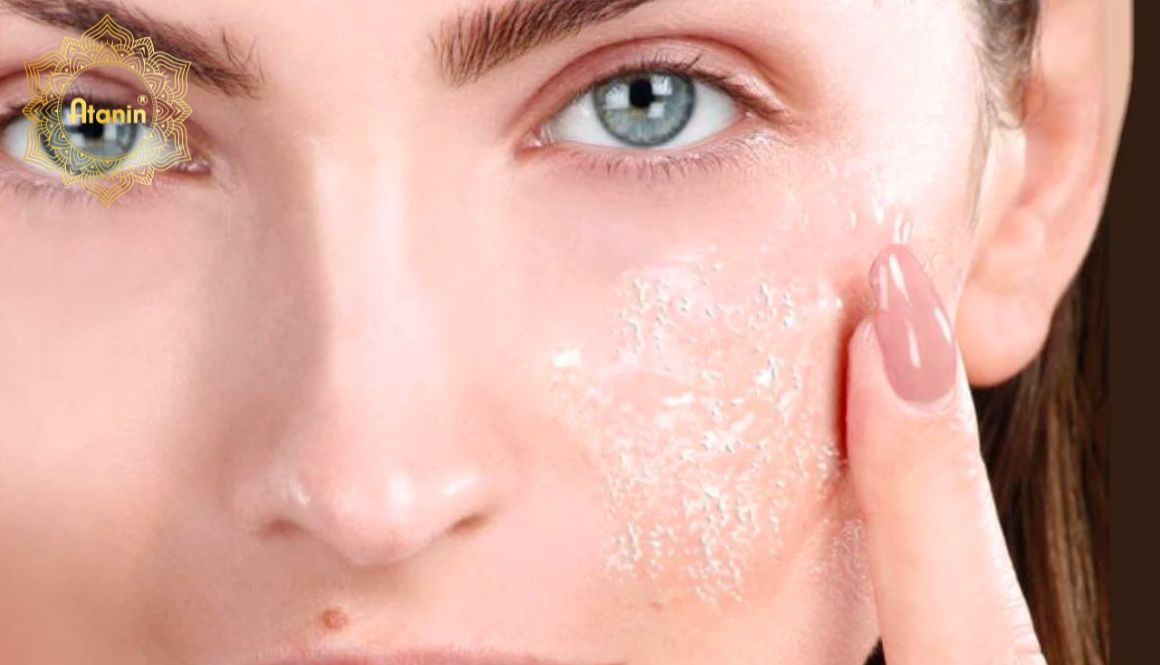 Peel da thường sử dụng axit glycolic hoặc một chất mài mòn hóa học tương tự để làm bong tróng lơp da bề mặt bị nám